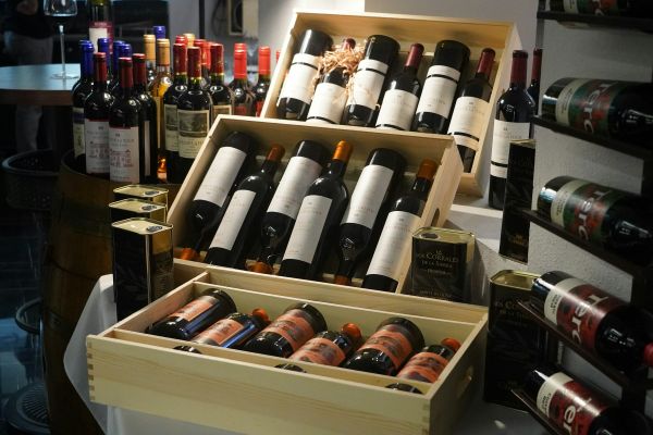 Ce qui distingue un vrai coffret de vin d'un assemblage de fond de cave